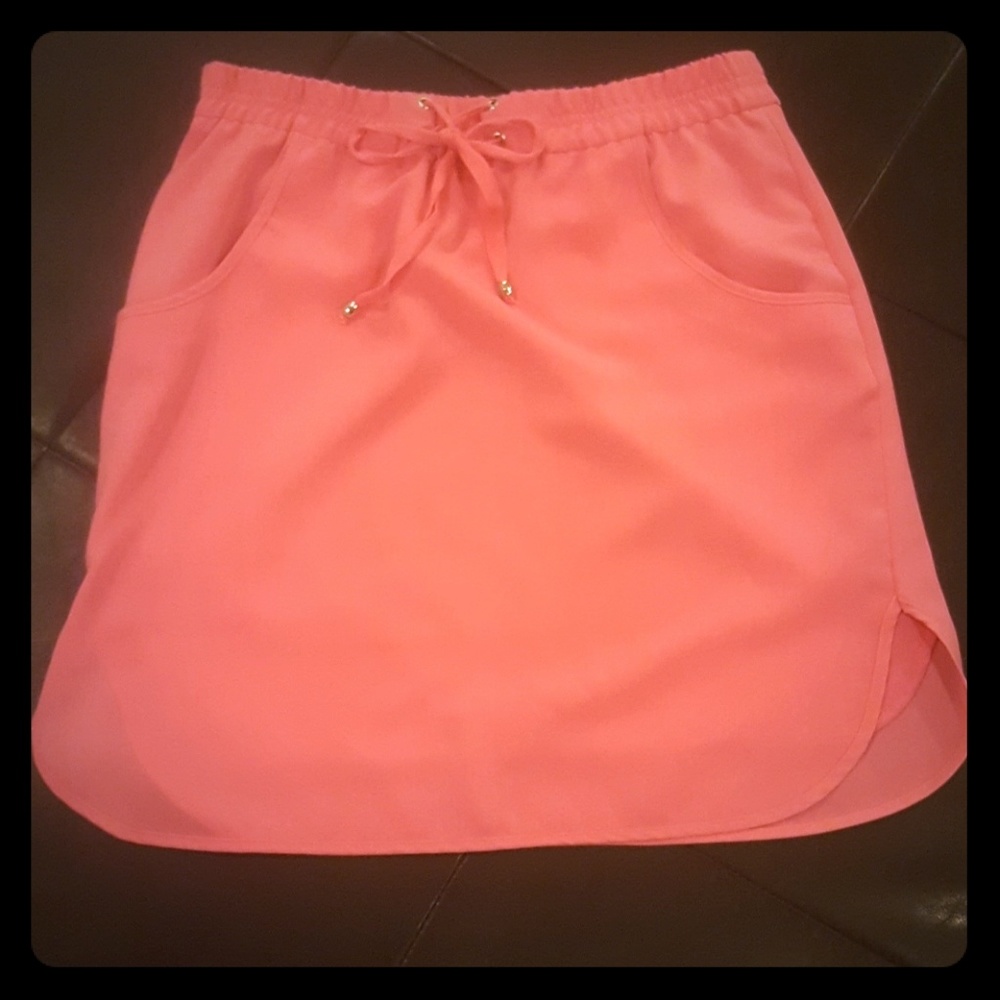 Coral/pink skirt